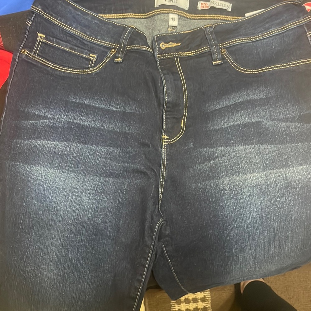Dark wash Jeans